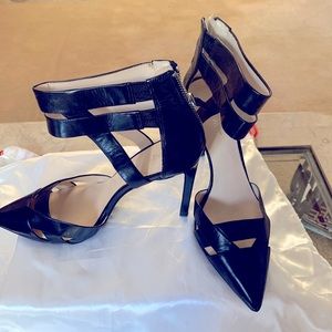 Brand new, never worn.